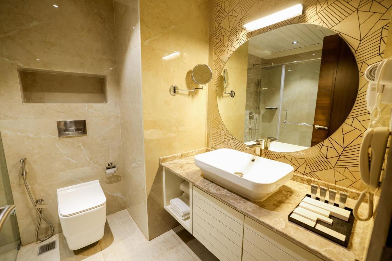Aj Grand Hotel Mangalore Exterior photo