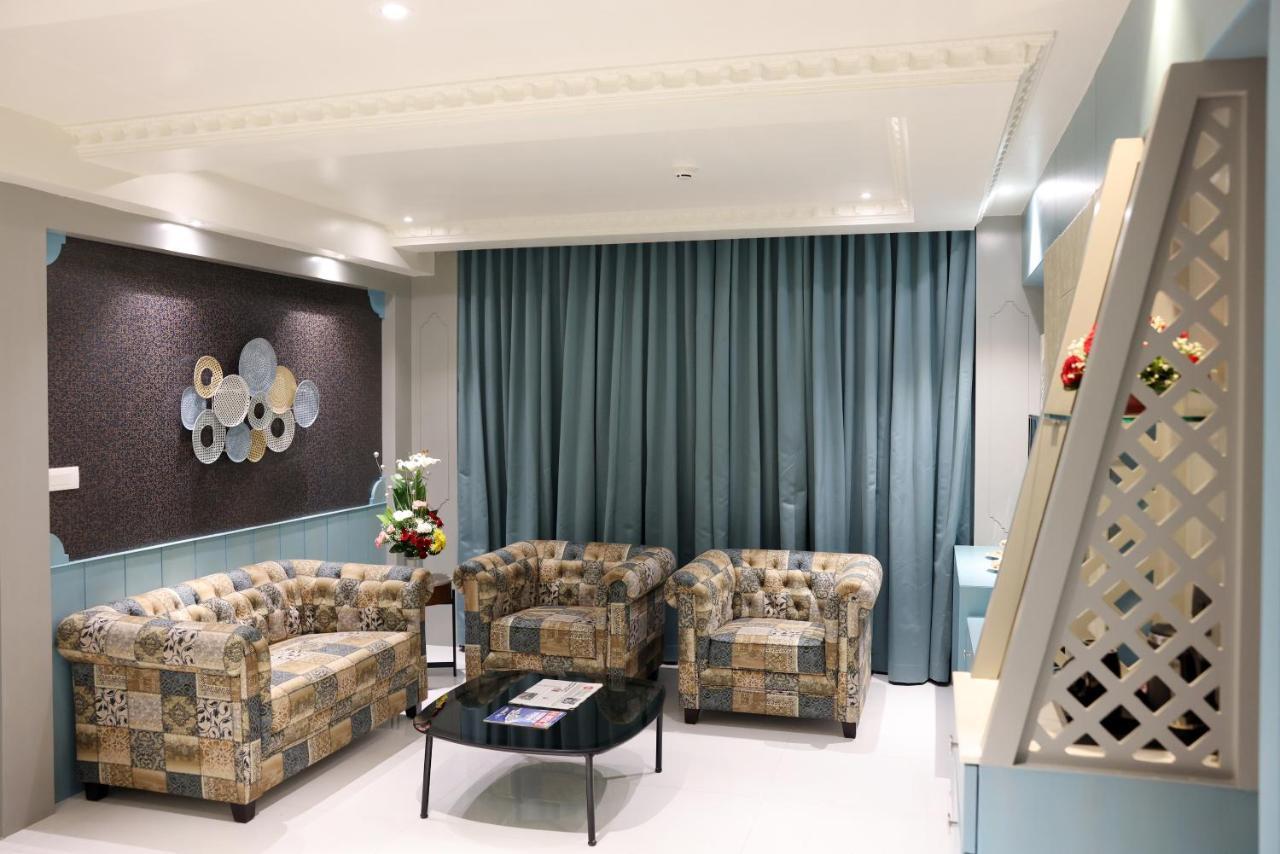 Aj Grand Hotel Mangalore Exterior photo