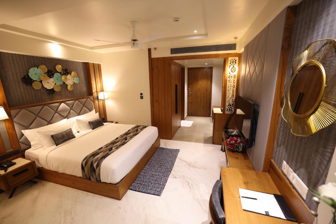 Aj Grand Hotel Mangalore Exterior photo