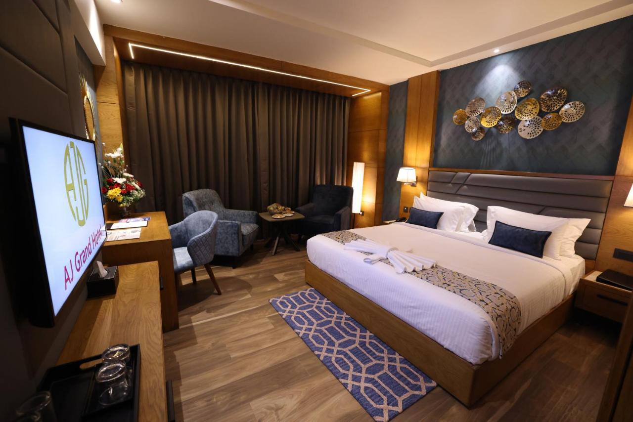 Aj Grand Hotel Mangalore Exterior photo